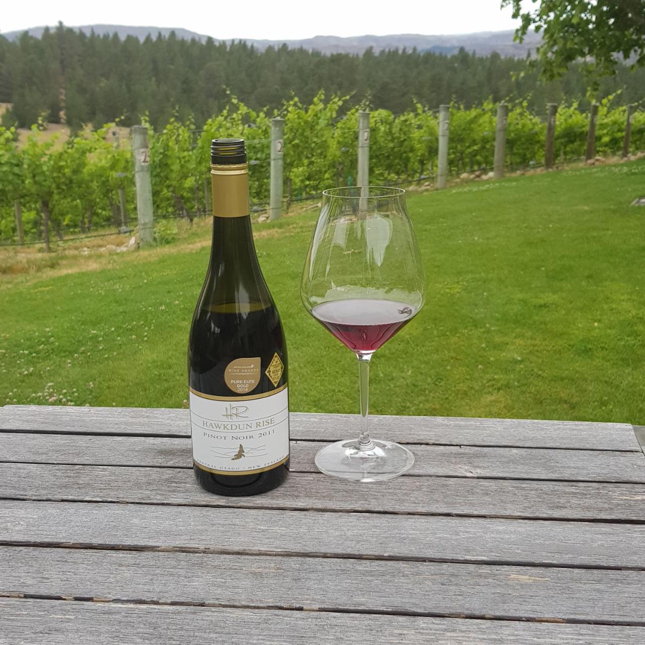Hawkdun Rise Vineyard & Accommodation Alexandra Eksteriør bilde